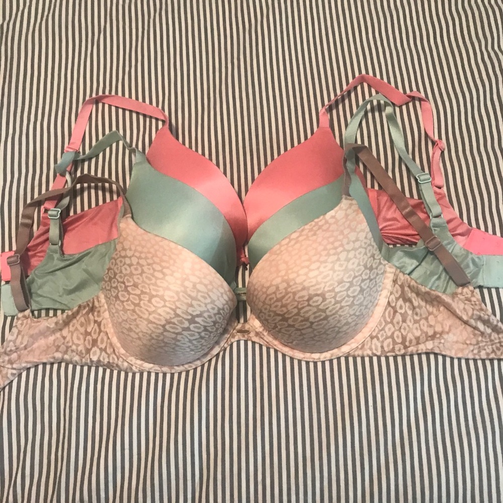 32DD Bra Bundle